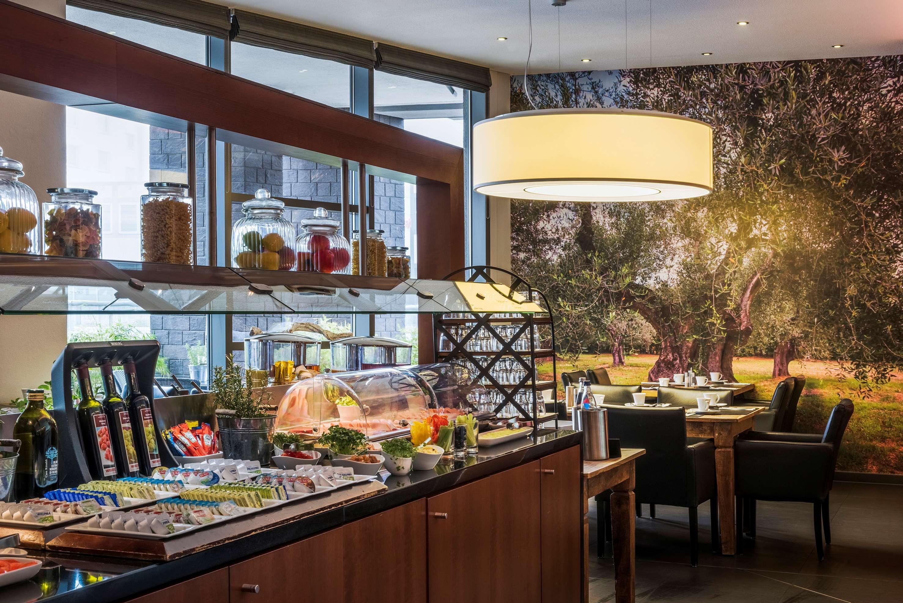 Hotel Wolfsburg Centrum, Affiliated By Melia Luaran gambar